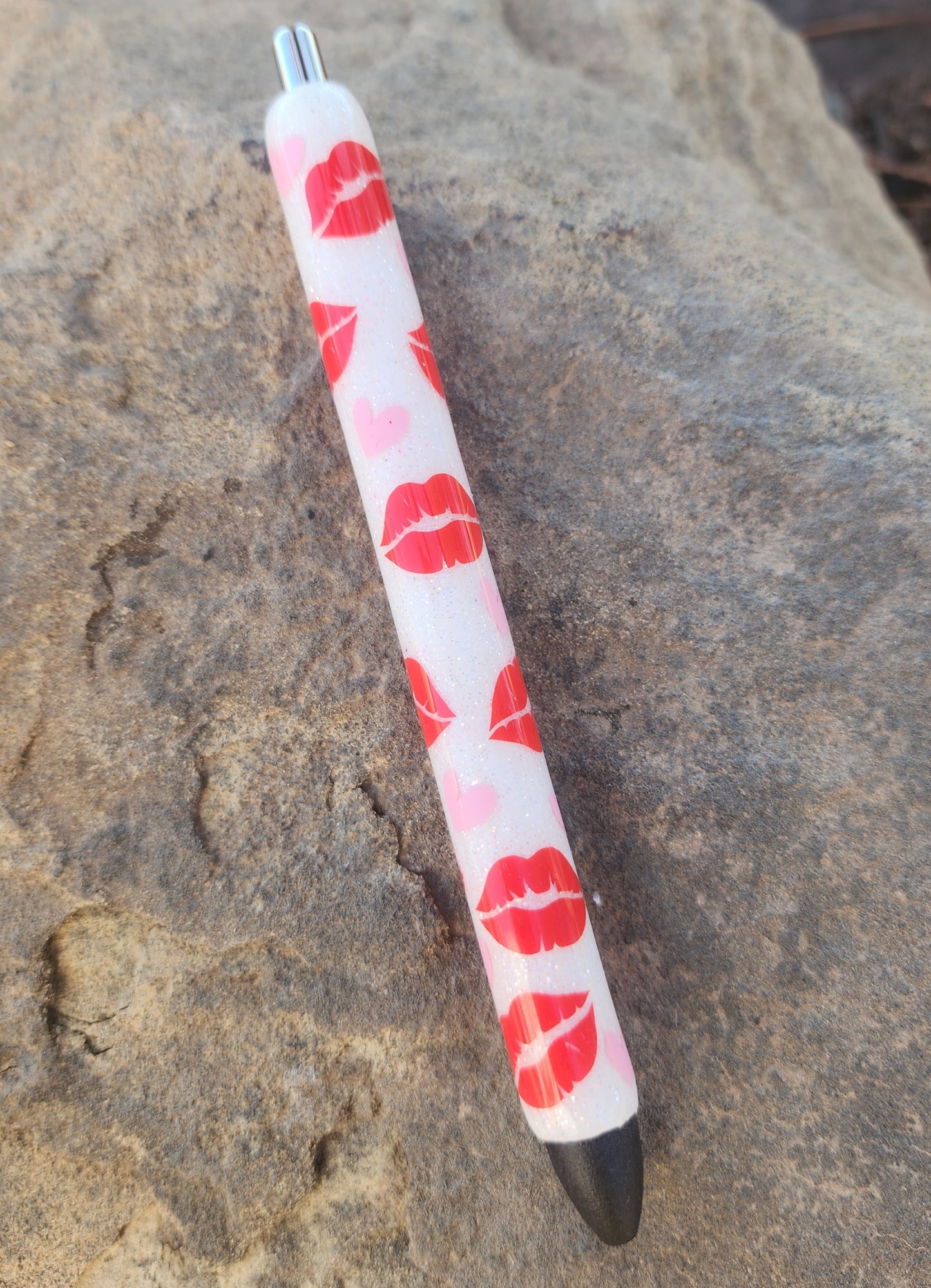 Lips Valentine pens