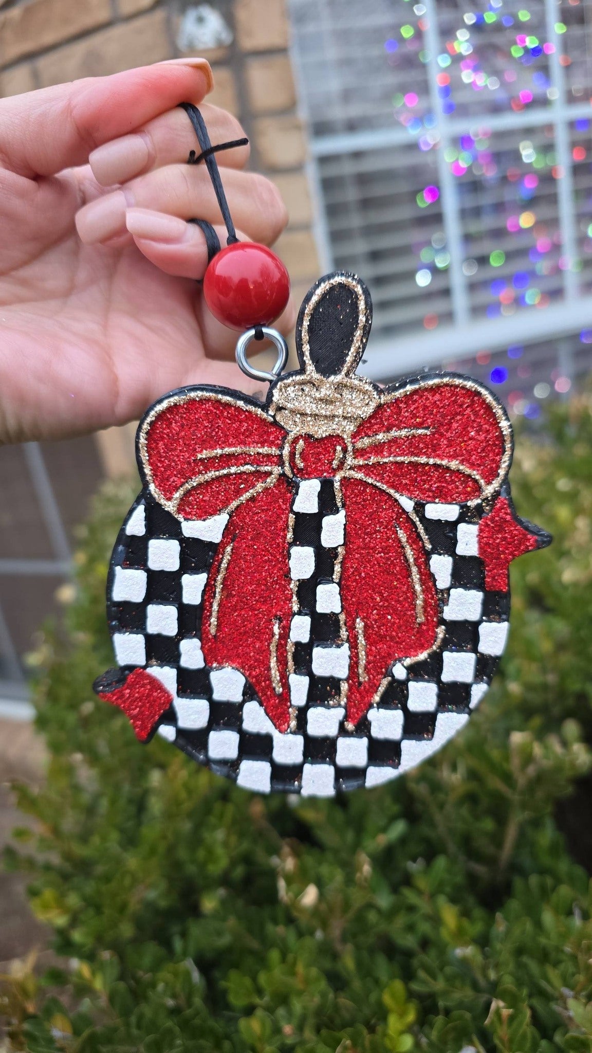Checkered ornament freshie