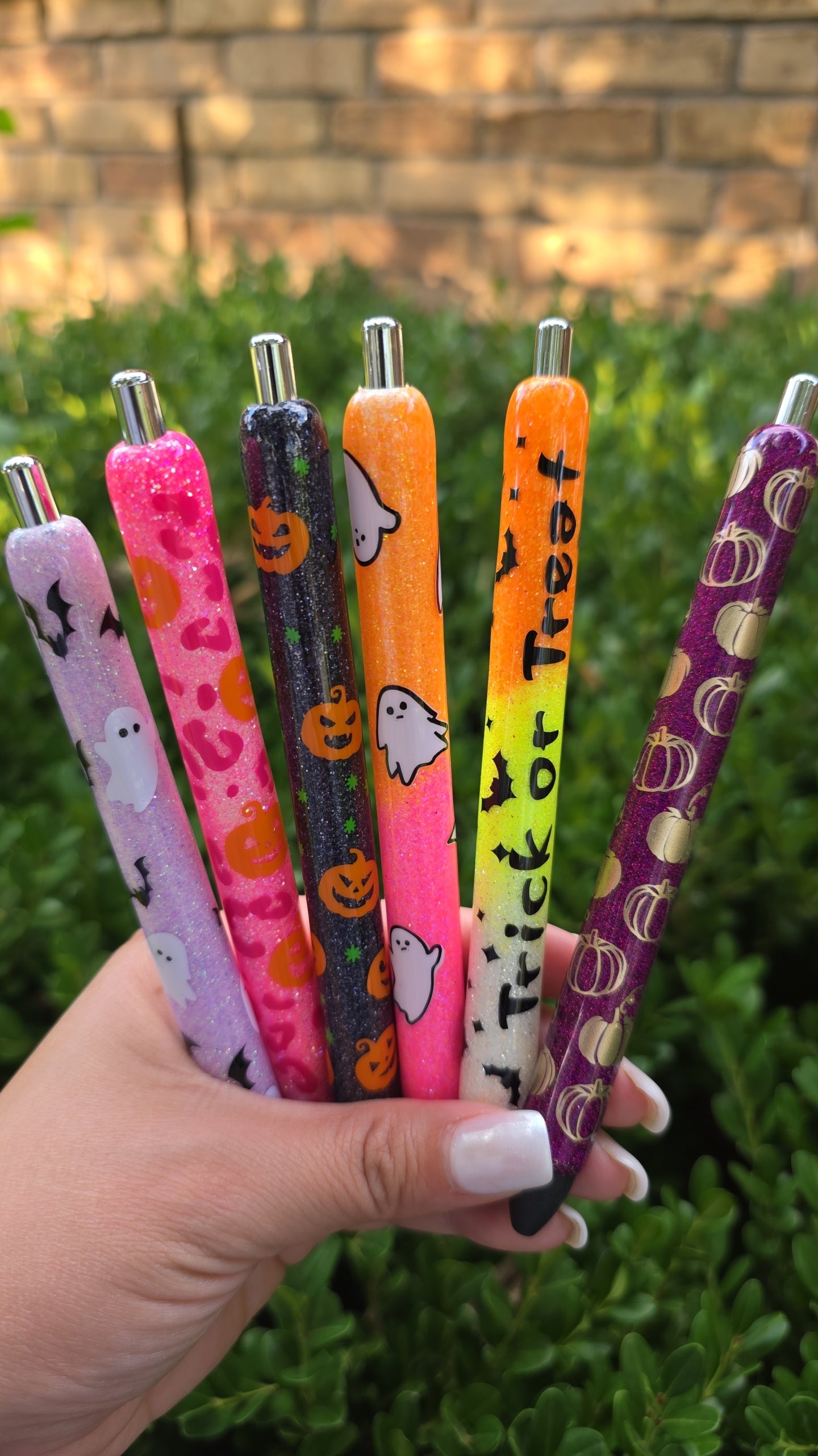 Halloween pens