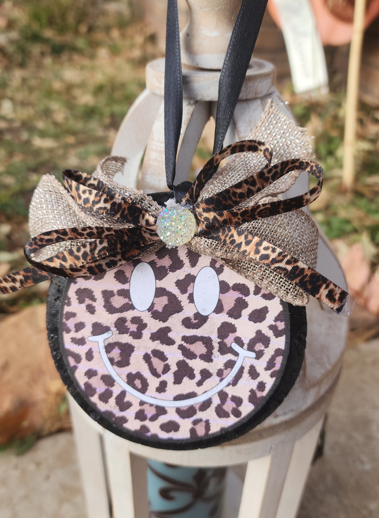 Black Round Smiley Freshie