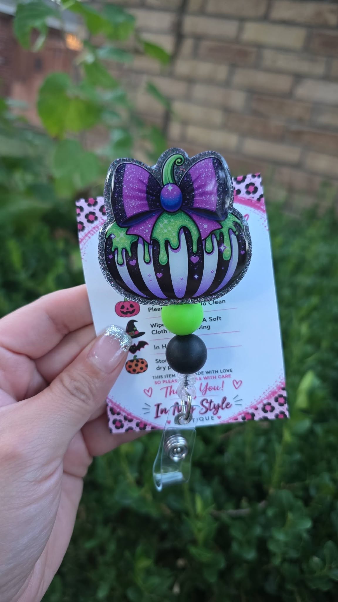 Beetle Pumkin Badge