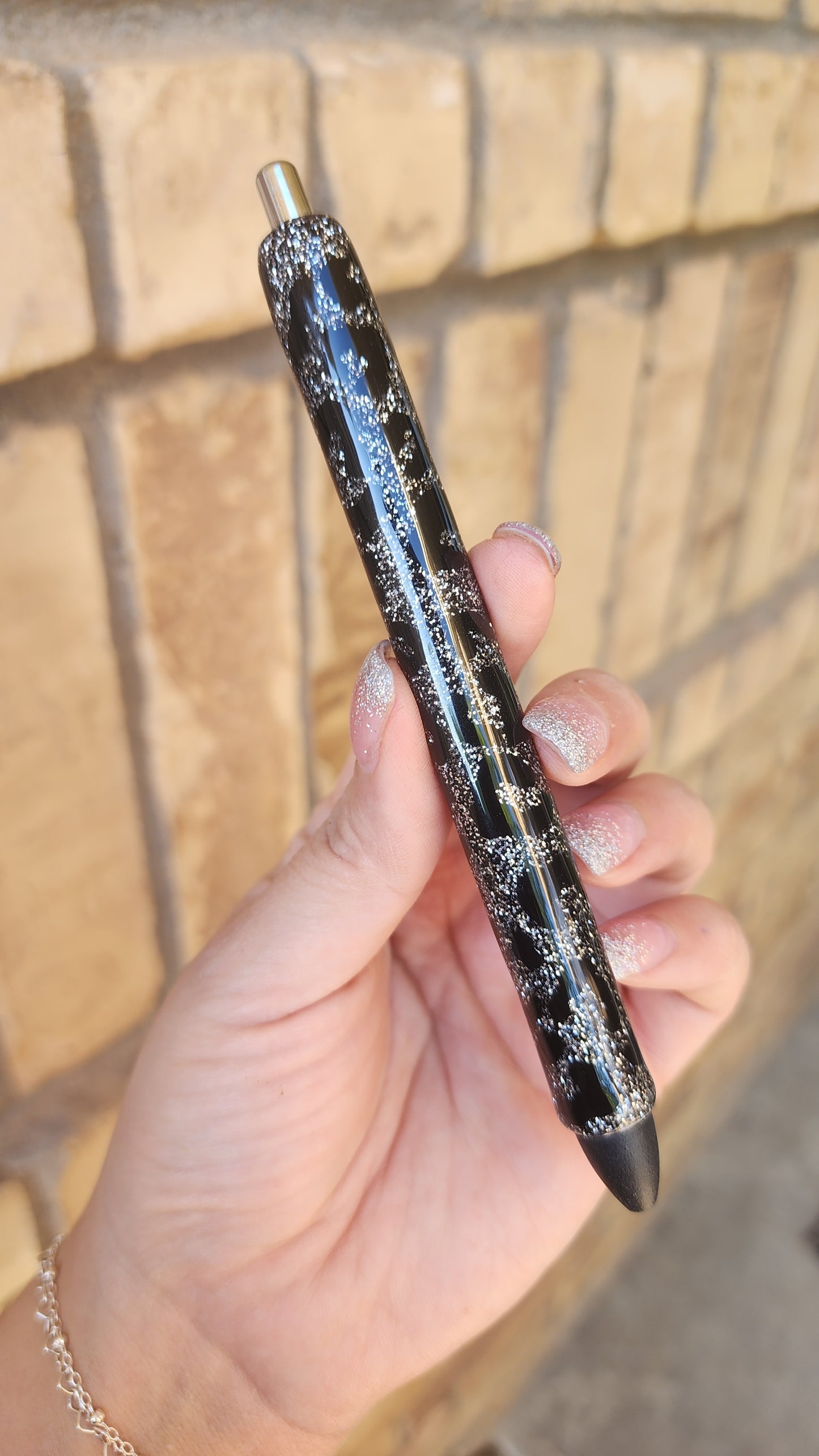 Black Leopard Badge Reel Pen set